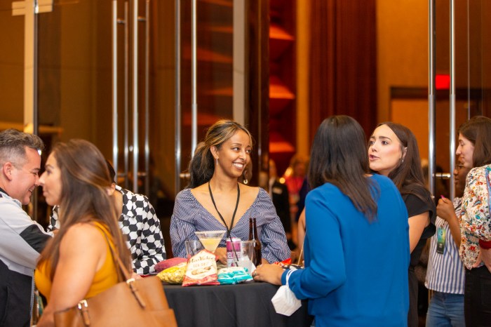 Tips for Networking at Conferences and Events: Maximizing Connections